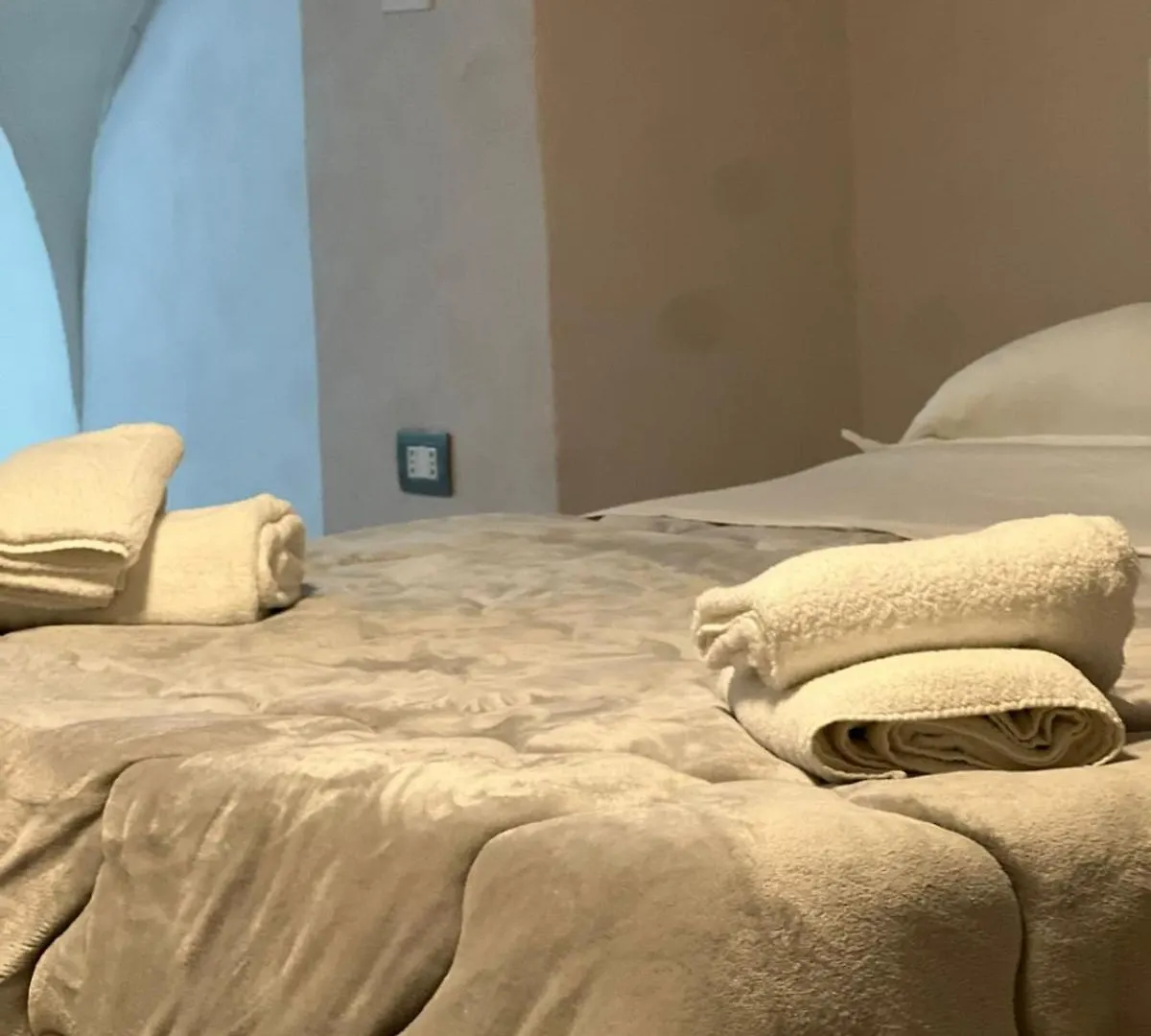 Apartment Montesilvano 3 In Rione Sanita Naples